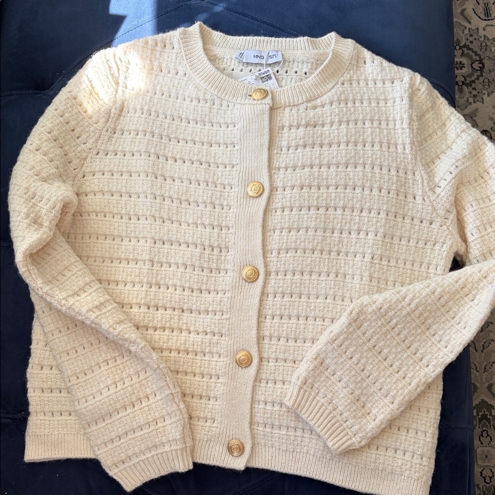 Cream Knit Button-Up knit cardigan